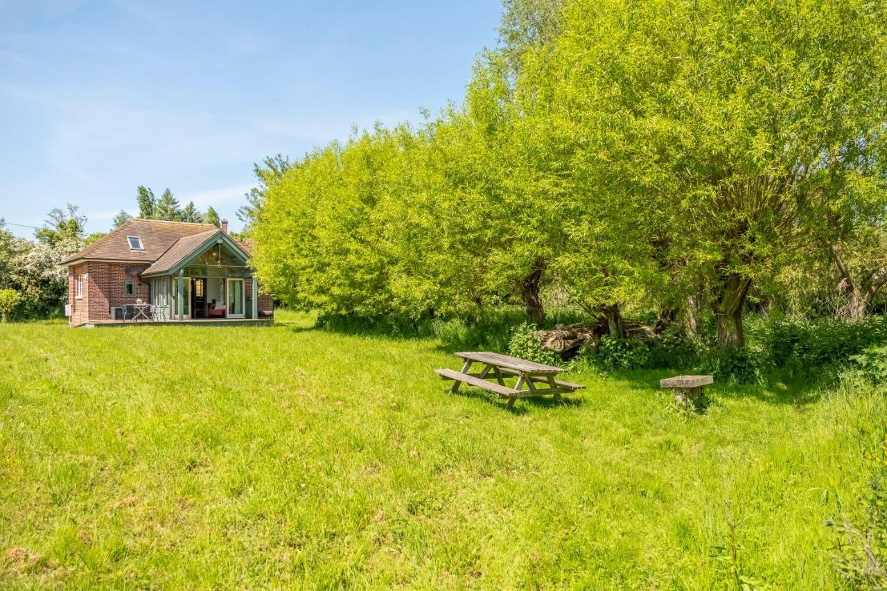 Ultimate Constable Country Rural Retreat - The Pump House Βίλα Κόλτσεστερ Εξωτερικό φωτογραφία